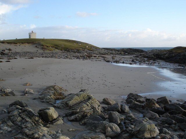 Beach near Scarinish Haven't managed to work out whether the structure in the background is the lighthouse.