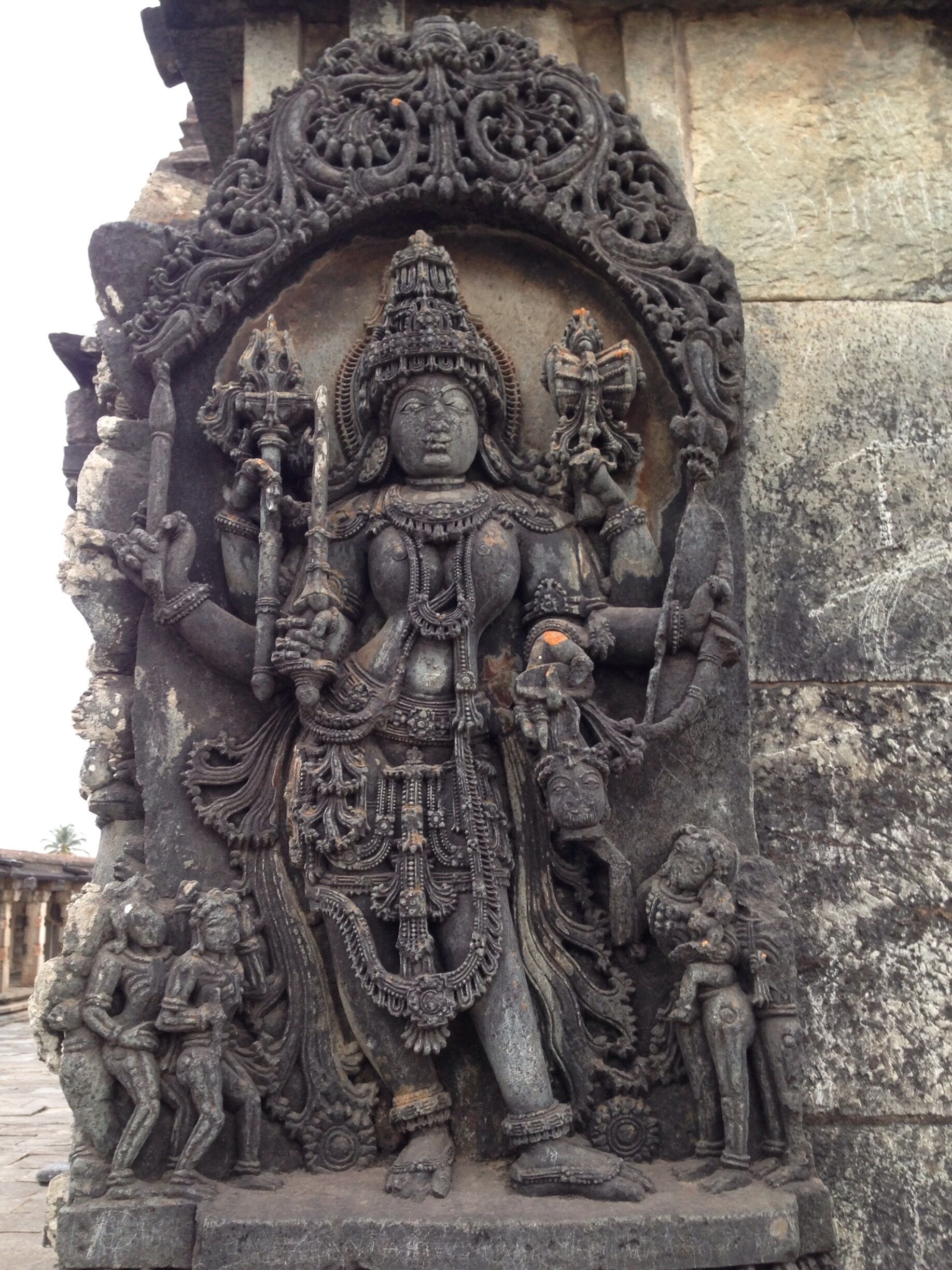 Some of the most intricate and exquisite stone craft you will ever see. The main temple is adorned with  stone carving which is just breath taking and refined. No wonder it took more than 100 years by the artisans to complete the complex that houses numerous temples. 