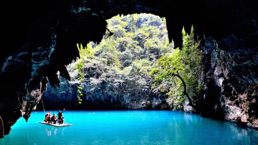The“Three Caves in Three Lakes” and “the Three Caves and Three Skies in China.” #凤山三门海
https://twitter.com/Beautifulgx