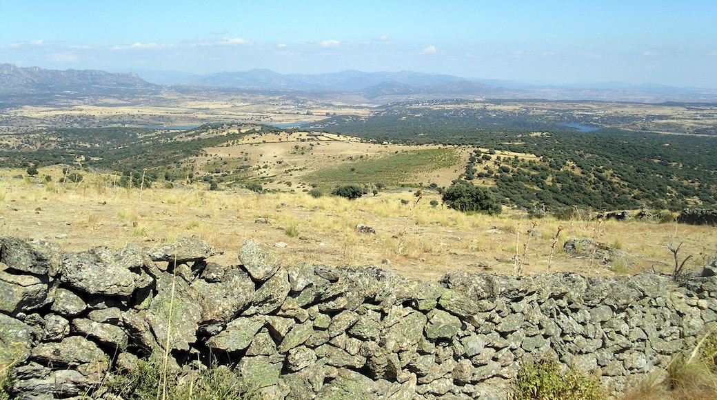 2011-09-24 Embalse del Vellón y Sierra Pobre al fondo