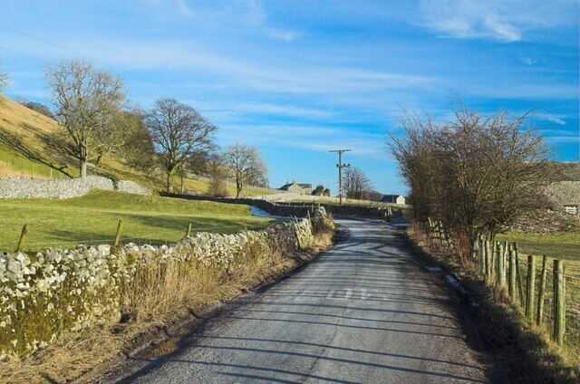 On way to Arncliffe.