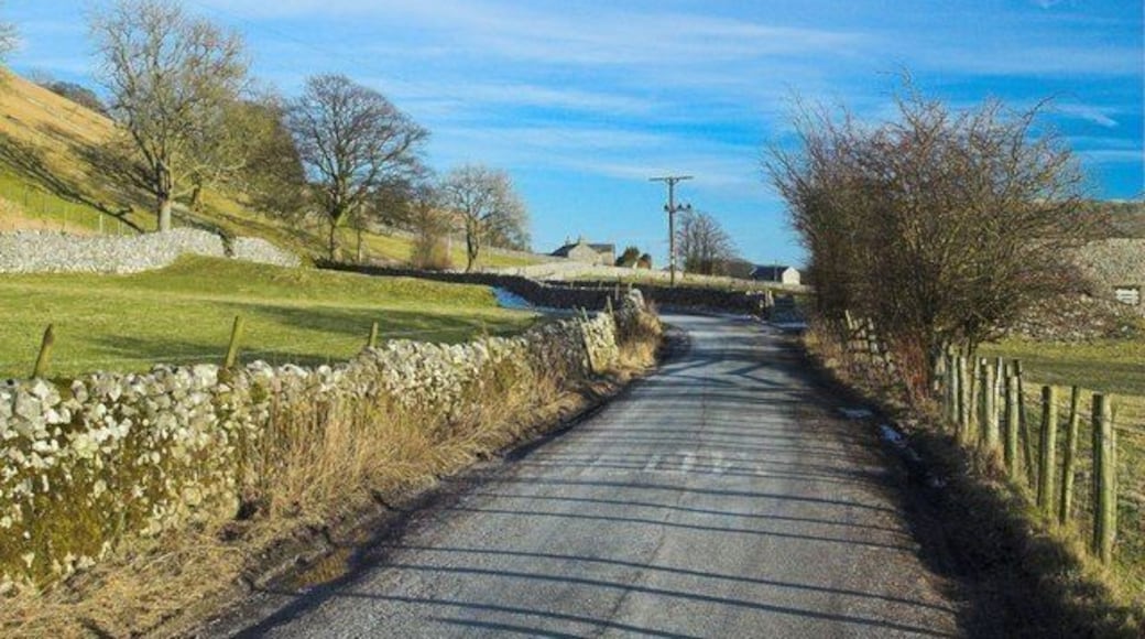 On way to Arncliffe.