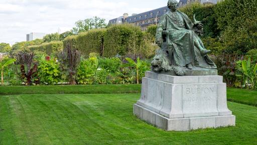 Paris, Jardin des Plântes, Denkmal für den Comté de Buffon, Aufklärer, Naturforscher und Wissenschaftler