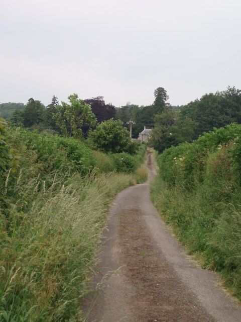 Lane leading to Sharcombe Grange. Sharcombe Grange lies to the south of Sharcombe Park Manor and was originally part of the Sharcombe Park estate.