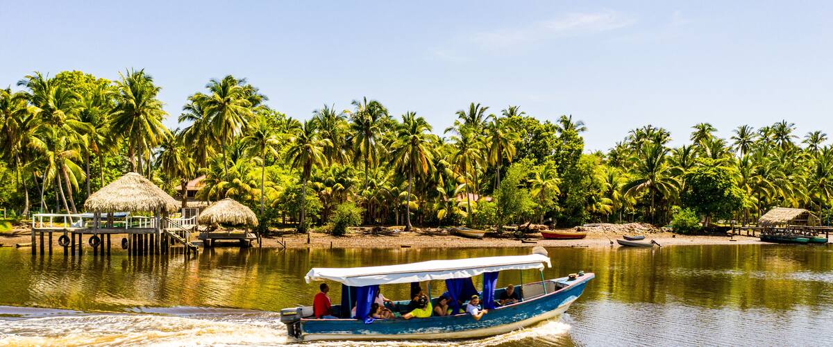 Barra de Santiago, El Salvador
