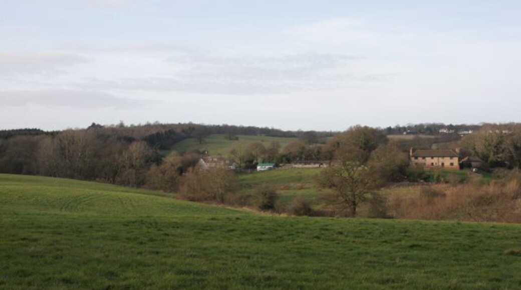 View from the Hertfordshire Way The field boundary is Hemps Hill Brook, beyond which can be seen buildings on Vineyards Road with Nyn Park in the distance.