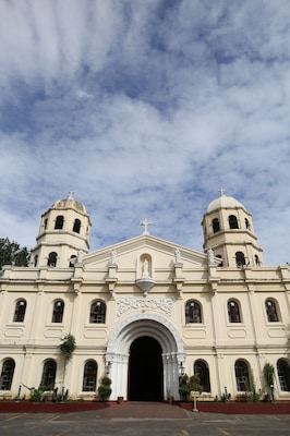 Pfarrkirche St. Johannes der Evangelist in Tanauan, Batangas, Philippinen
