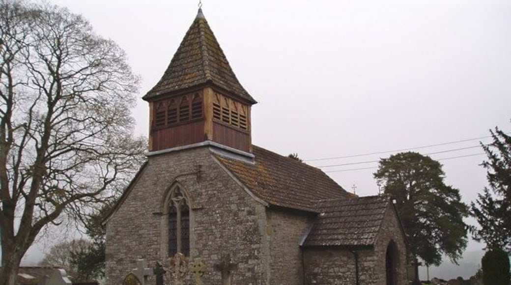 St Mary's Church, Talachddu The medieval church is at Talachddu, a short distance from the Hereford to Brecon road where is passes through Felinfach. http://www.cpat.demon.co.uk/projects/longer/churches/brecon/16958.htm