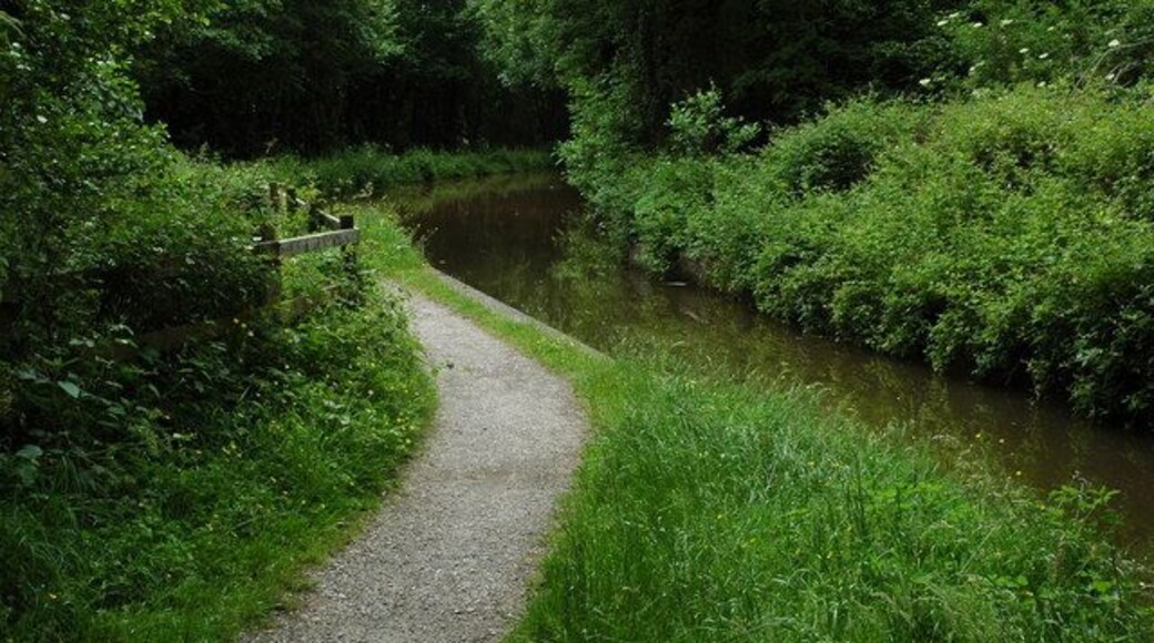 Aqueduct on the Brecon and Monmouthshire Canal Here the Brecon and Monmouthshire Canal is crossing an aqueduct over Nant Menasgin near Llanfrynach.