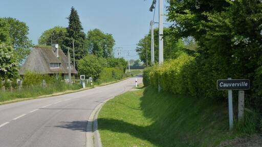 Fresne-Cauverville (Eure, Fr) city limit sign Cauverville