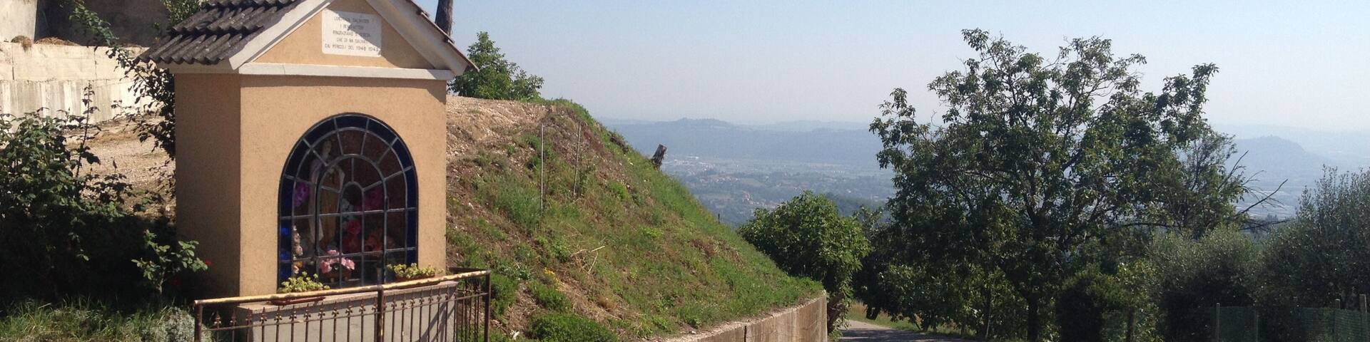 Capitello Via Salvadori