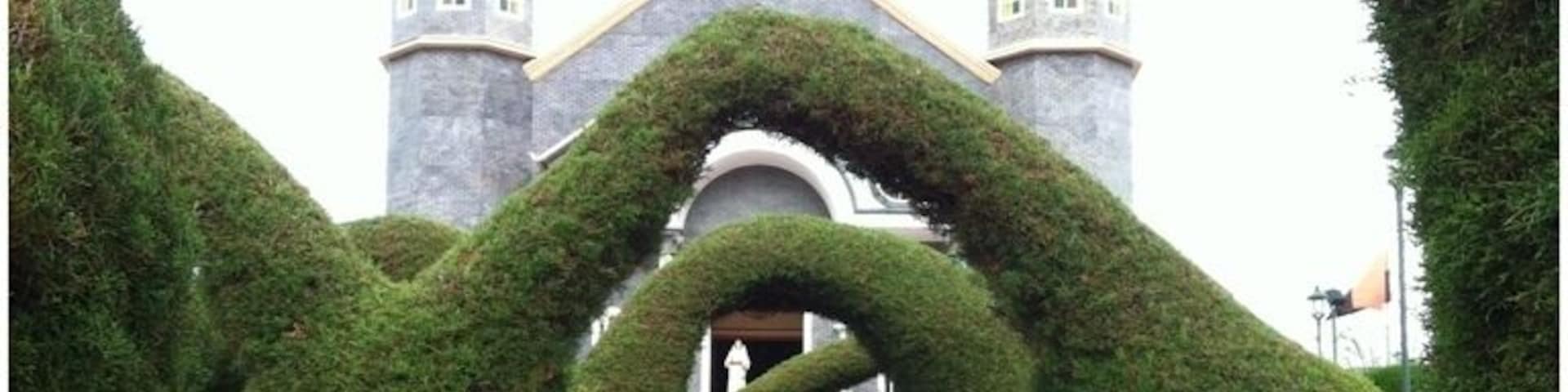 Iglesia de zarcero, parque de zarcero