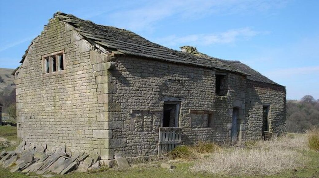 Derelict Farm This beautiful and poignant building was obviously a former dwelling at Mareknowles at SJ945658. The other house, nearby, has a date of 1618 carved inside it, but is even more ruinous than this.