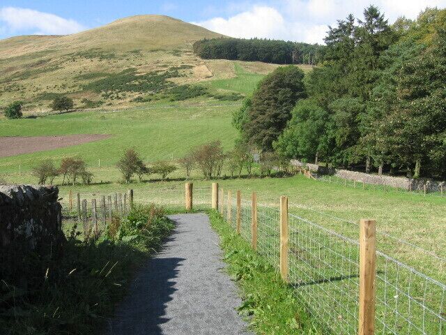Path by Pool of Muckhart church looking towards Semab Hill