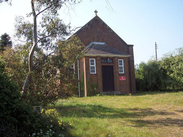 West Tytherley Methodist Church When I arrived at the church there was a roe deer buck grazing on the grass at the front.