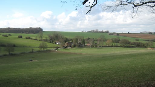 Peaceful Retreat Farm On Pett Bottom Road. As seen from a footpath near Gorsley Wood.