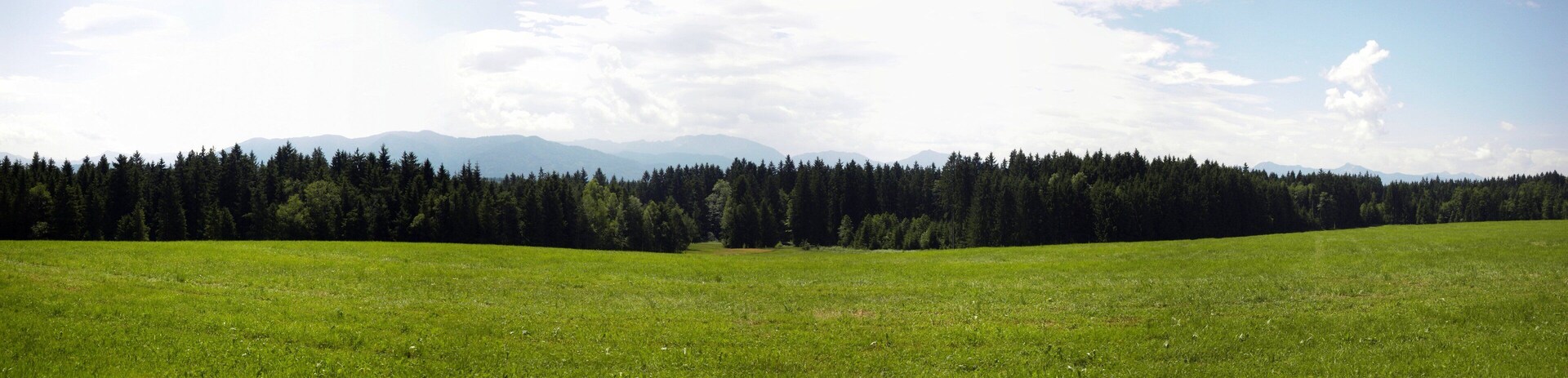 Bilderbuchlandschaft zwischen Beuerberg und Penzberg