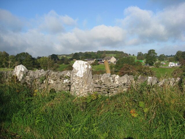 Lane - View in the general direction of Middle Hills Farm
