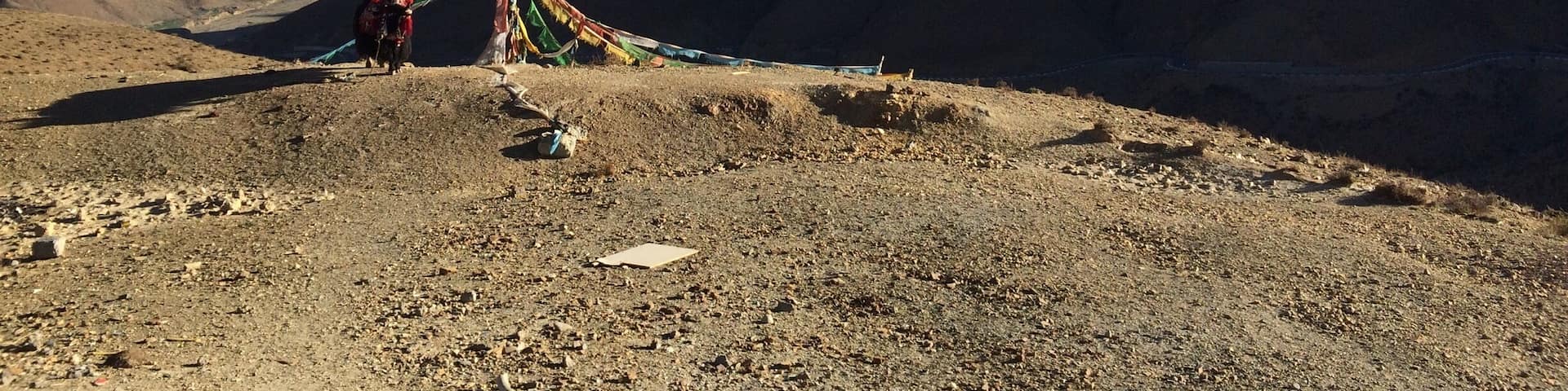 По дороге, остановились размяться и заодно сфотографировать прекрасные виды