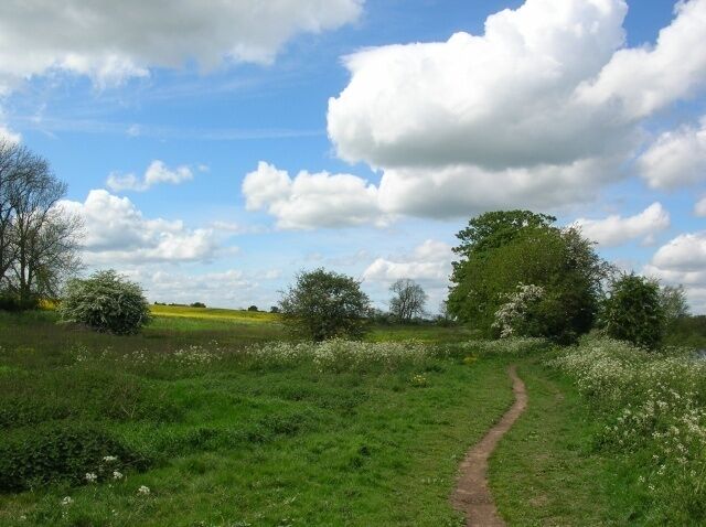 Bridleway along the river This path travels the 5 ½ miles to Moor Monkton from Nether Poppleton alongside the Ouse for nearly the whole stretch.