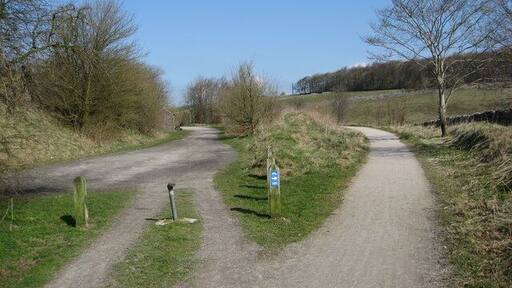 Approaching the High Peak Trail Car Park at Hurdlow Whilst the sign in the car park says Hurdlow, the street atlas shows the area as Sparklow.