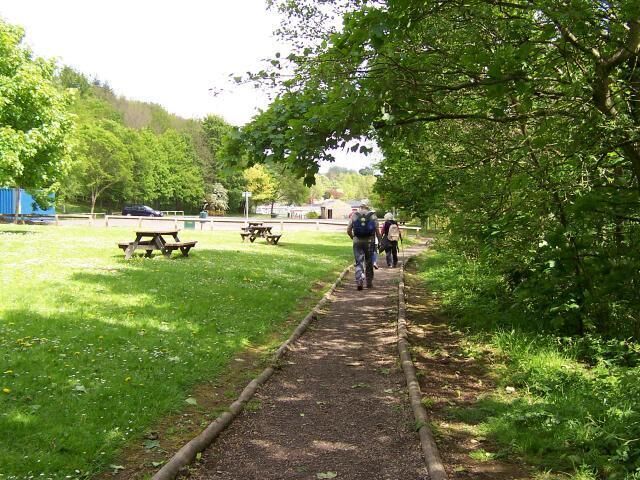 Car Park and picnic area by the River Swale