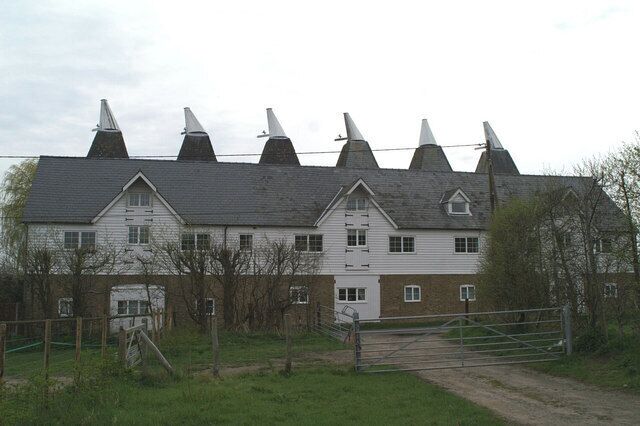 Oast houses on Denstead Lane, Chartham Hatch Most oast houses have been converted to become homes. This is one of the largest types to be seen in Kent.
