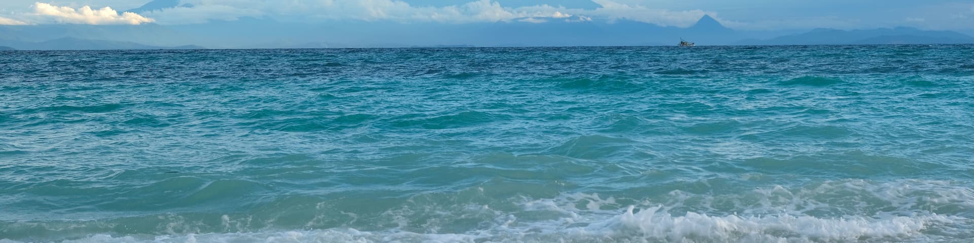 Mantanani Island is an oasis located on the idyllic island of Mantanani Besar; a hidden gem blessed with natural wonders and rich marine life at Sabah.