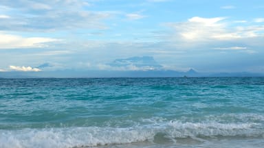 Mantanani Island is an oasis located on the idyllic island of Mantanani Besar; a hidden gem blessed with natural wonders and rich marine life at Sabah.