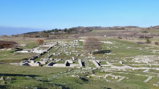 Juvanum-Le rovine dall'acropoli