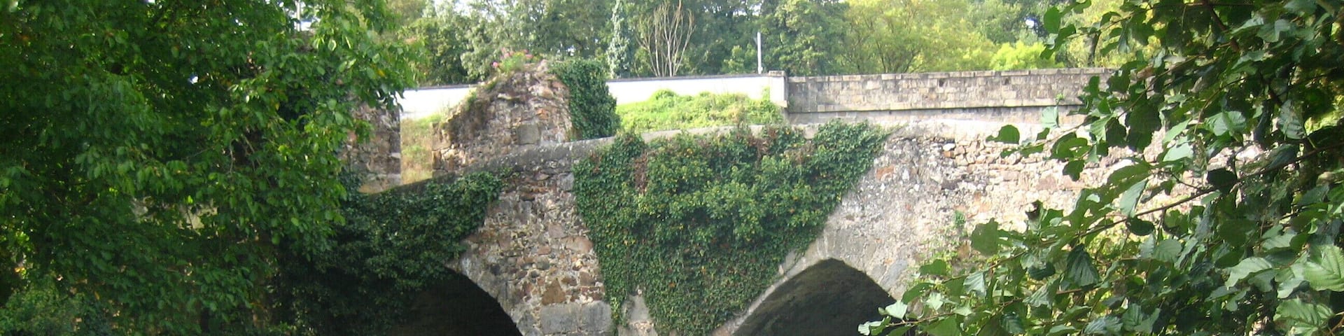 This building is inscrit au titre des Monuments Historiques. It is indexed in the Base Mérimée, a database of architectural heritage maintained by the French Ministry of Culture, under the reference PA00101177 .