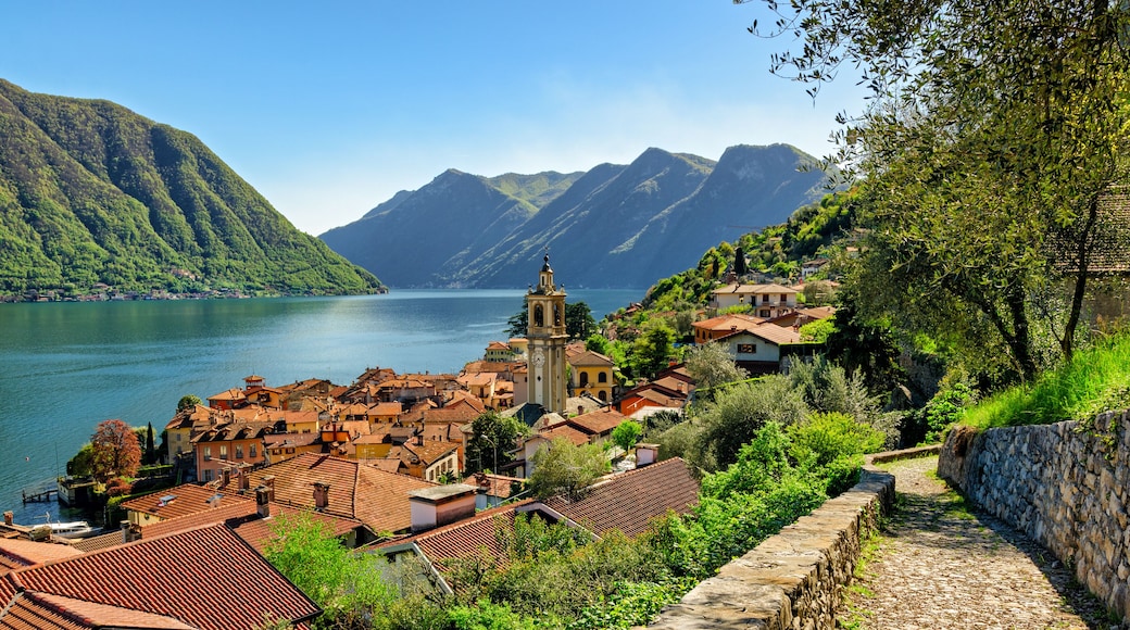 Lago di Como (Lake Como) Colonno and Greenway track