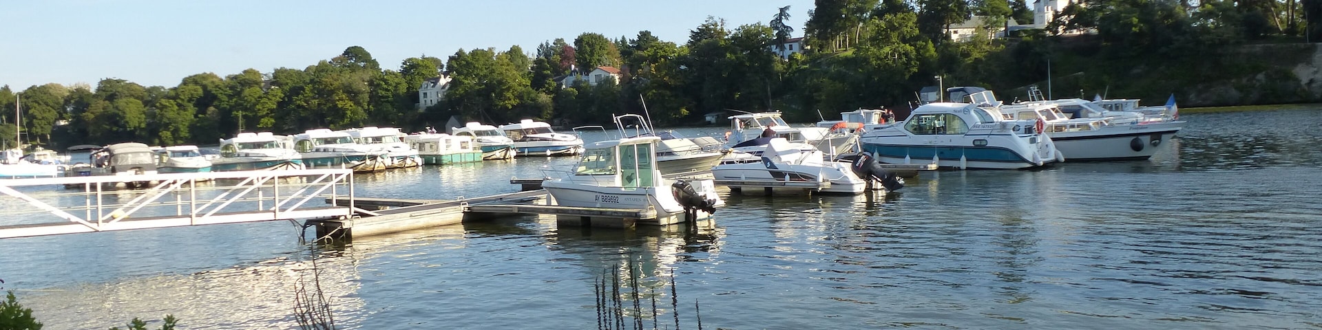 sucé sur erdre , le port