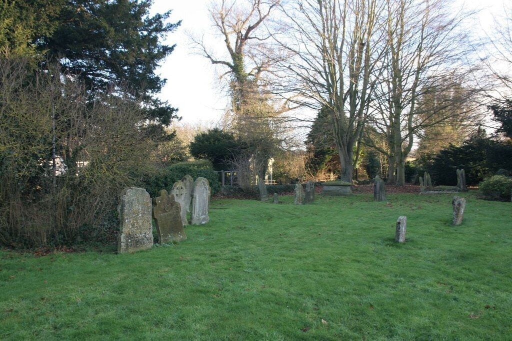 Church of England parish church of St Andrew, East Hagbourne, Oxfordshire: part of the churchyard