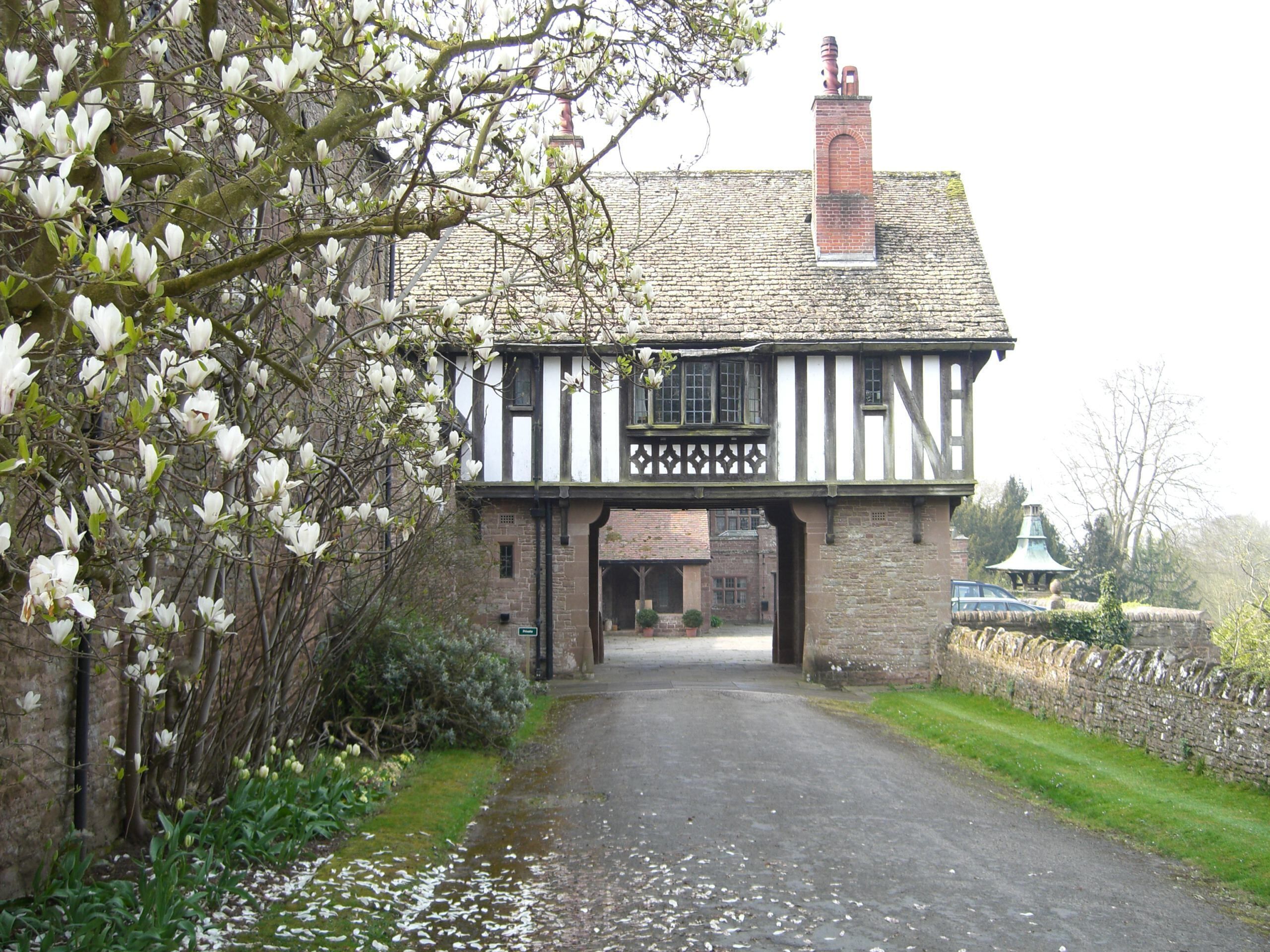 How Caple Court Gardens