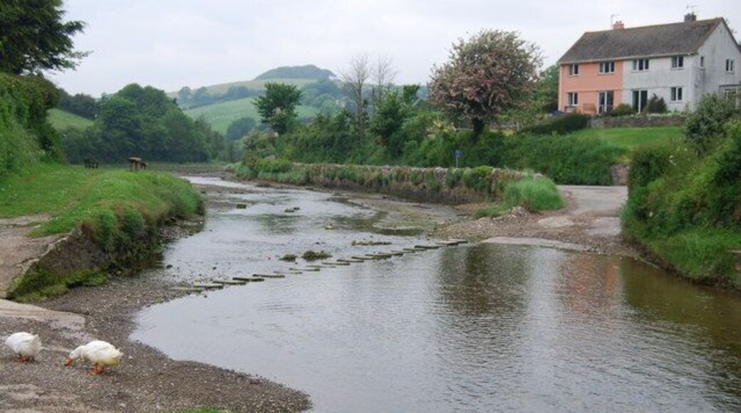 Ford & Stepping Stones, South Pool