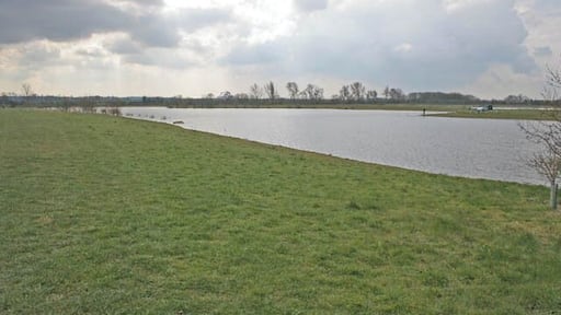 Hackett Lakes Fishery These large lakes are off Sandy Lane and are well stocked with fish. Privately run they are on the fringes of the vast complex of flooded gravel workings by the River Trent that make up the Holme Pierrepont National Water Sports Centre and Country Park.