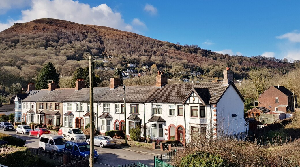 Taff's Well is a semi-rural village and community located 6 miles to the North of Cardiff, the capital city of Wales. Known locally as the 'Gates to the Valleys', it is located at the south easterly tip of Rhondda Cynon Taf.