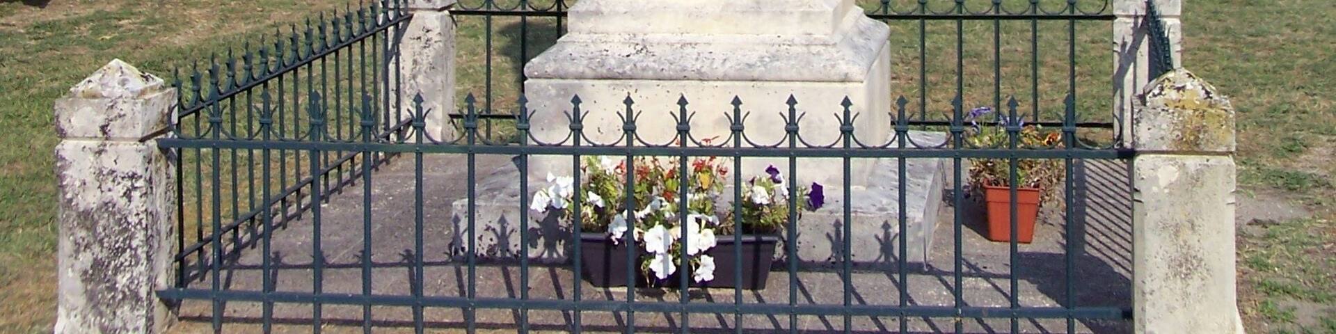 War memorial of Bourideys (Gironde, France)