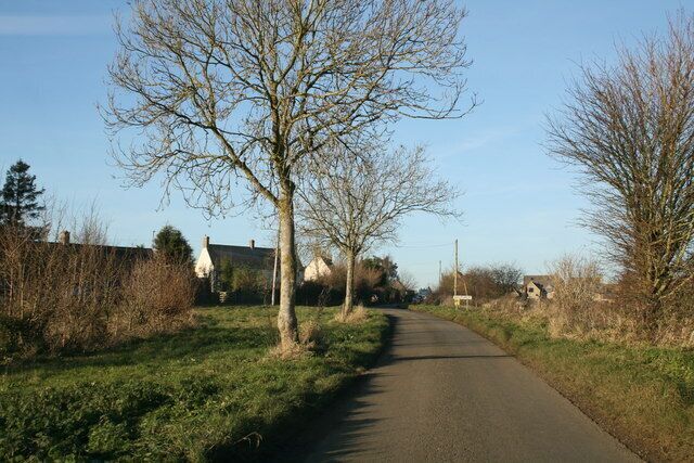 Approaching Southrop
