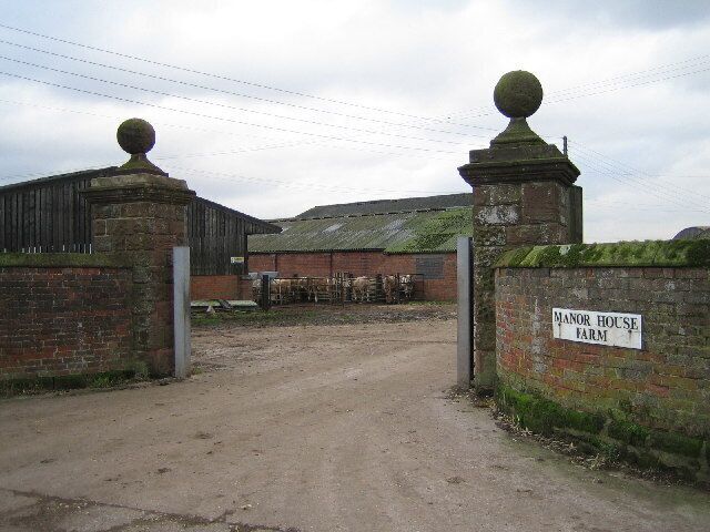 Manor House Farm. From the end of Pump Lane.