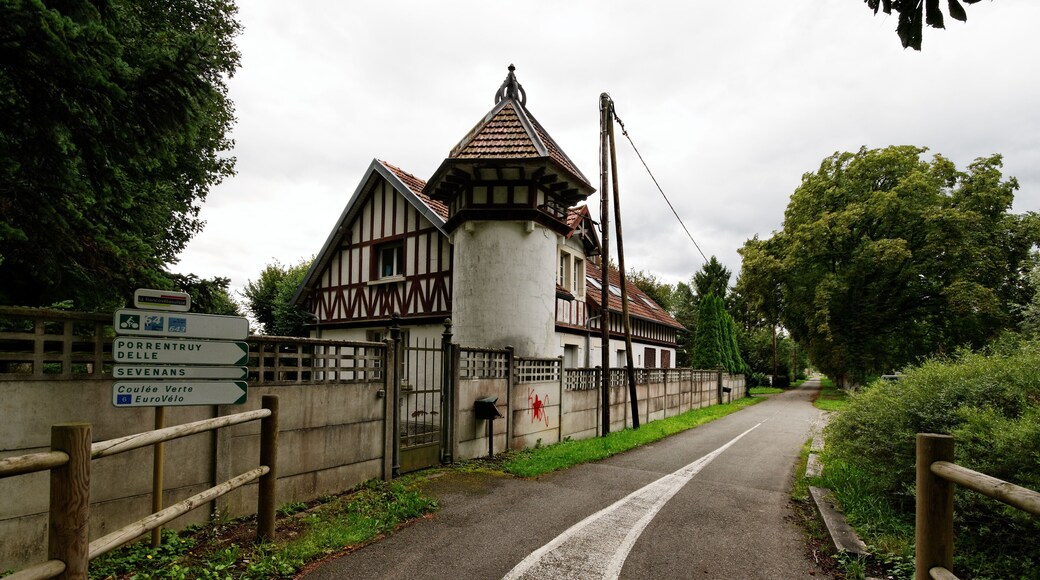 This file was uploaded with Commonist. La liaison cyclable FrancoVéloSuisse à Sevenans.