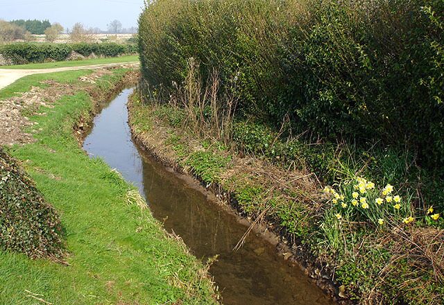 The stream between Kencot and Broadwell The stream that divides the two villages.