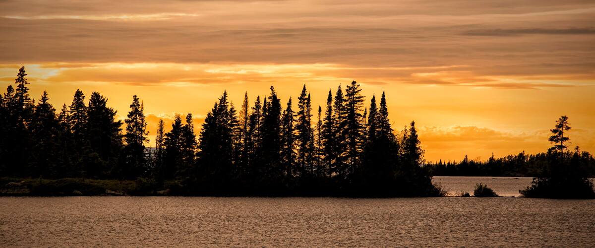 Lane Cove Sunset, Isle Royale National Park, Michigan, USA.