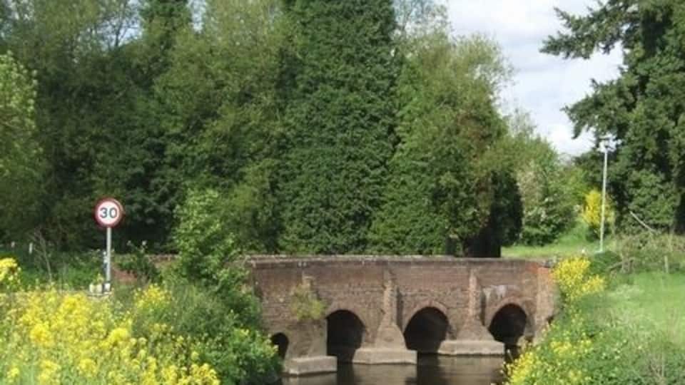 Caunsall Bridge over the River Stour