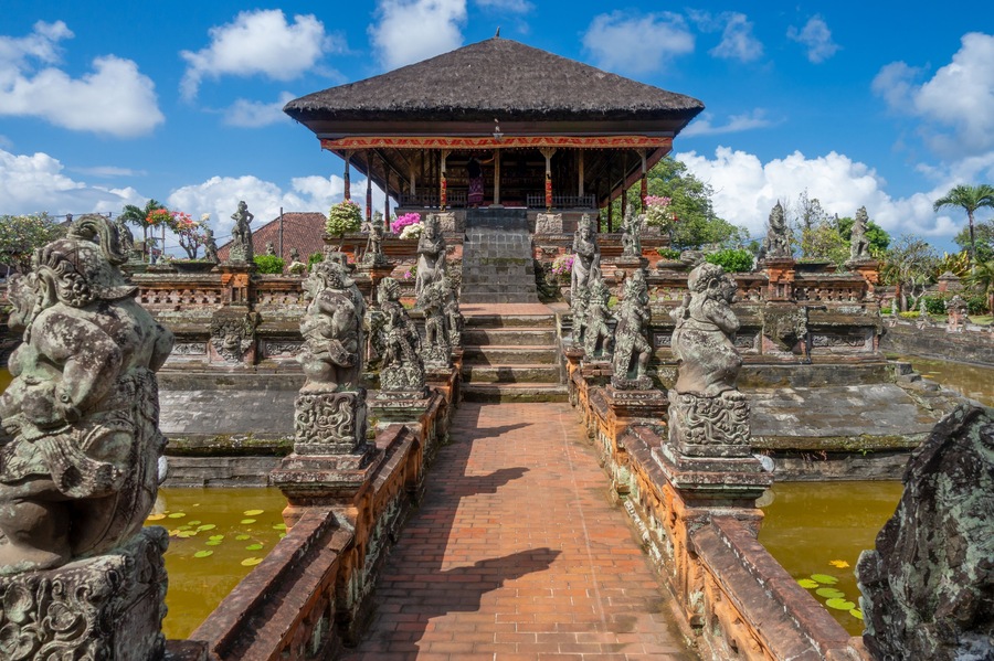 Bali, Indonesia. The Hall of Justice Kerta Gosa in Klungkung., Shutterstock ID 1415598023, Purchase Order: SP-2096, Order Number: SP-2096 Go Guides, Client/Licensee: Hotels.com, Other: Supattra Laorei