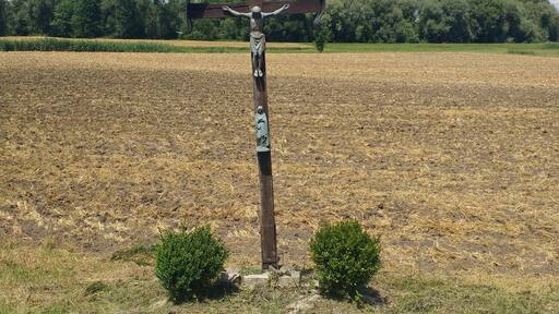 Wegkreuz bei Schnotting