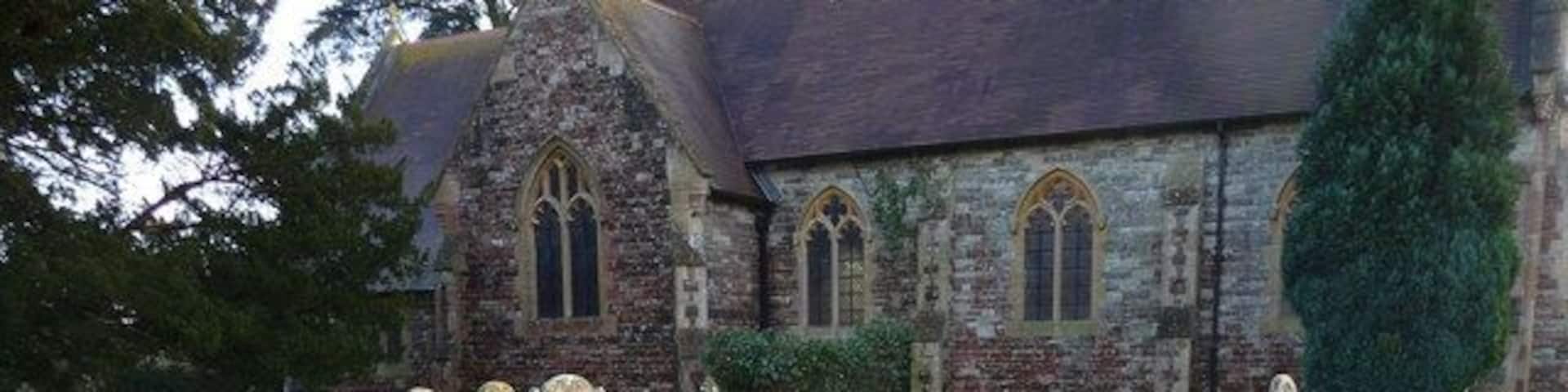 Lockerley - St Johns A rather large family plot.
