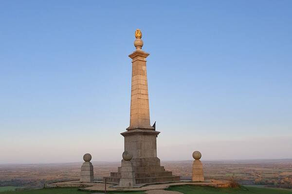 Set in the Chilterns, the monument has great views of surrounding areas.
