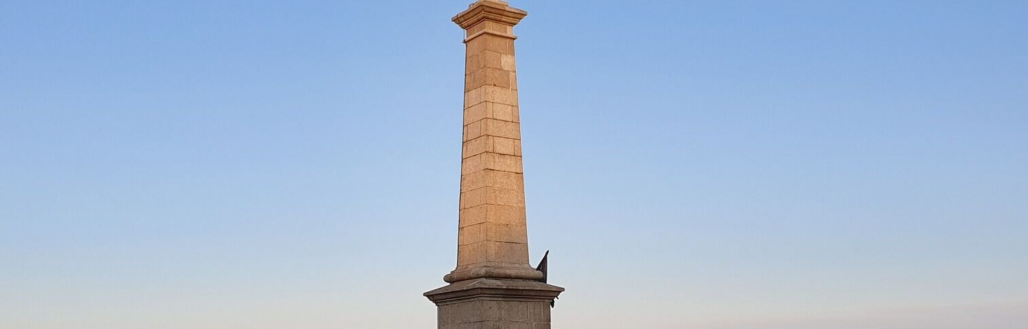 Set in the Chilterns, the monument has great views of surrounding areas.